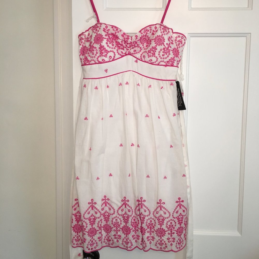 NWT City Triangles Pink White Embroidery Sundress